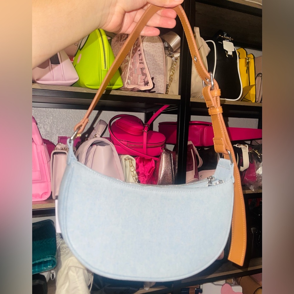 House of harlow 1960 bag💙🫐 - Picture 3 of 8